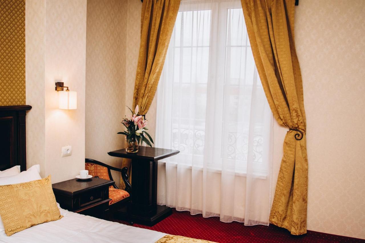 Hotel Novera Timisoara Luaran gambar