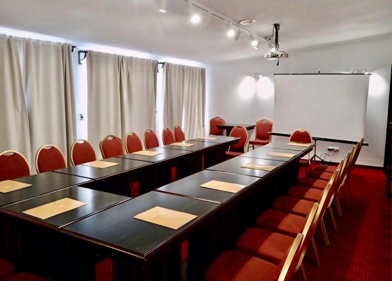 Hotel Novera Timisoara Luaran gambar