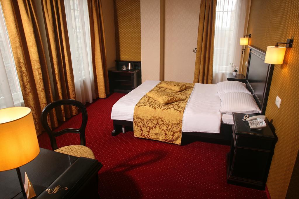 Hotel Novera Timisoara Luaran gambar